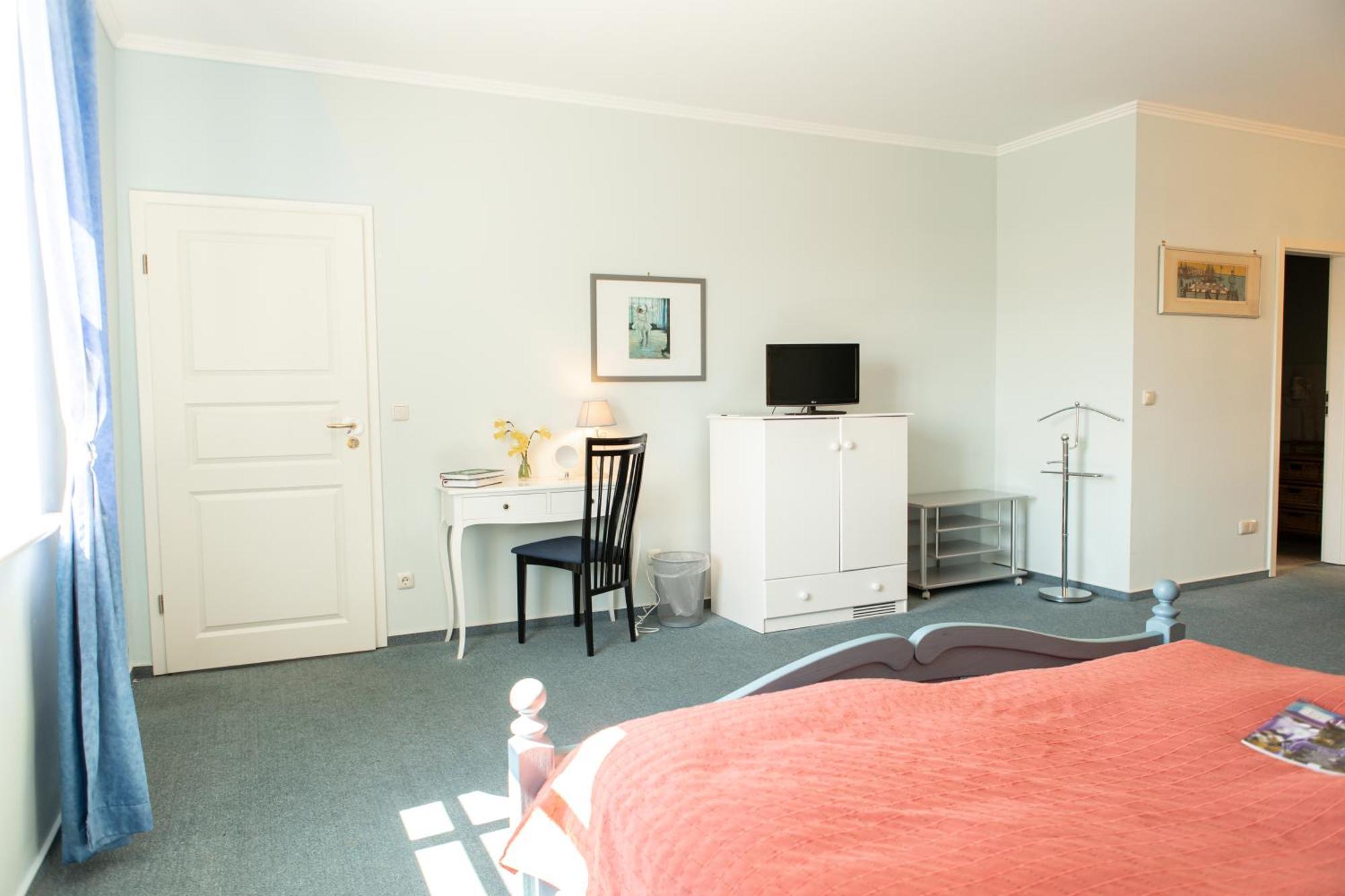 Boutique Hotel Gut Tribbevitz Neuenkirchen auf Rugen Εξωτερικό φωτογραφία