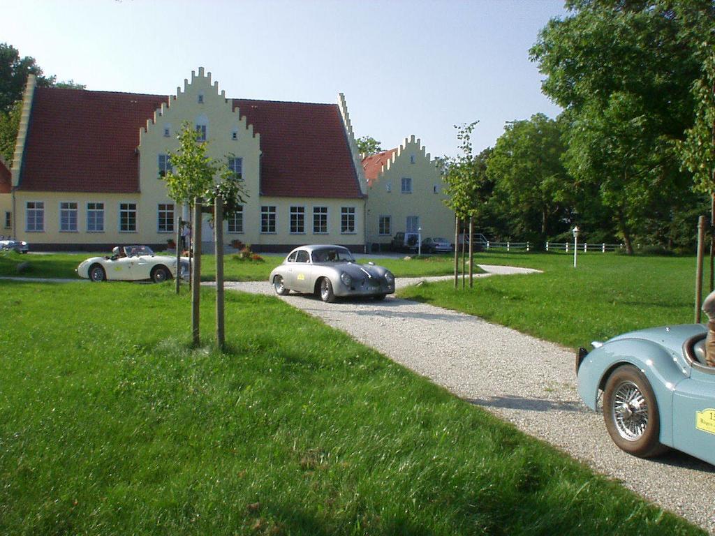 Boutique Hotel Gut Tribbevitz Neuenkirchen auf Rugen Εξωτερικό φωτογραφία